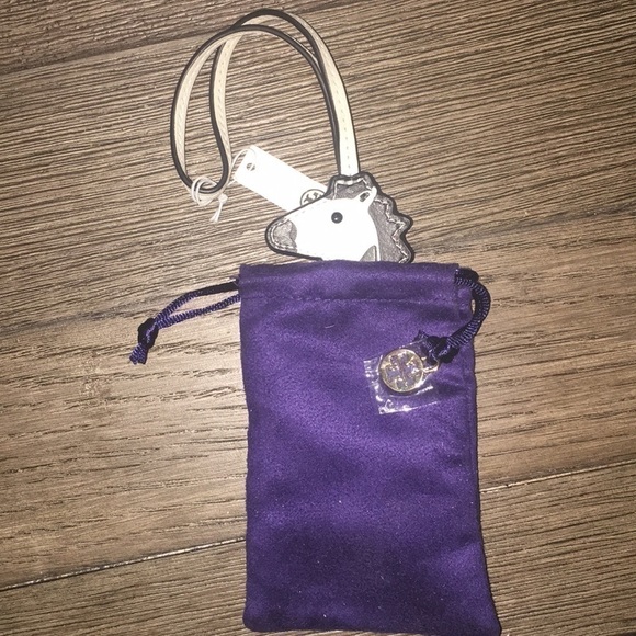 Tory Burch Zooey Zebra key chain. - Picture 8 of 8